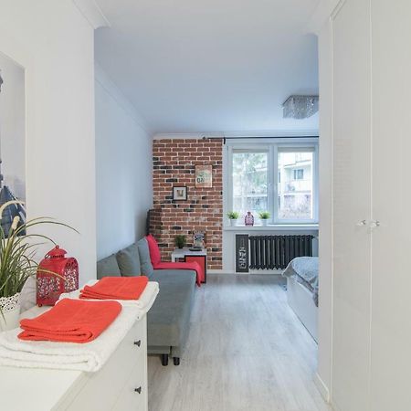 The White Apartment Warsawa Bagian luar foto