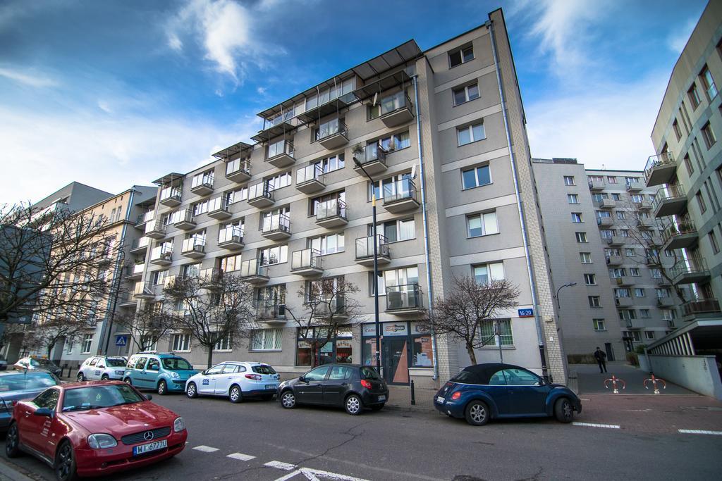 The White Apartment Warsawa Bagian luar foto