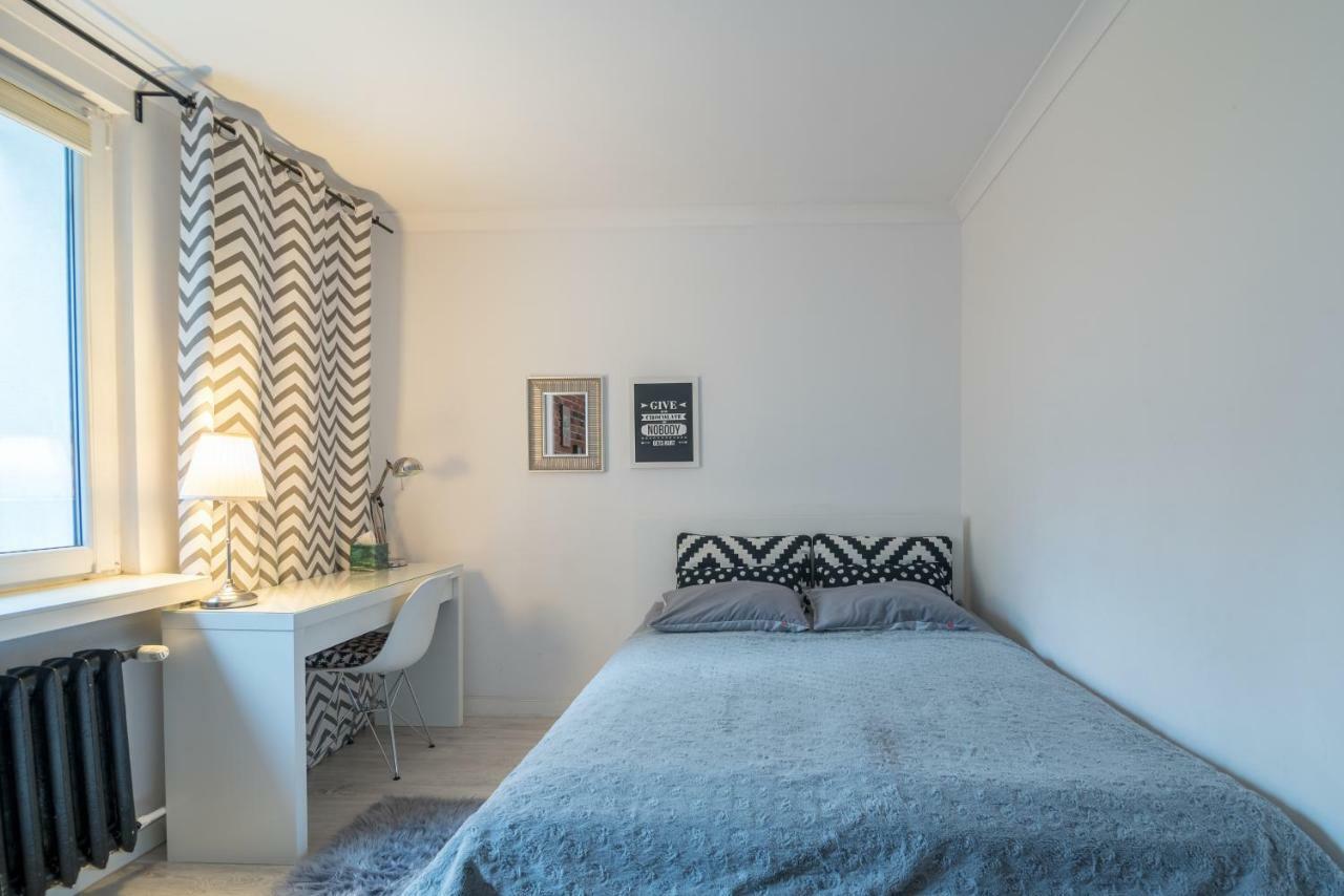 The White Apartment Warsawa Bagian luar foto